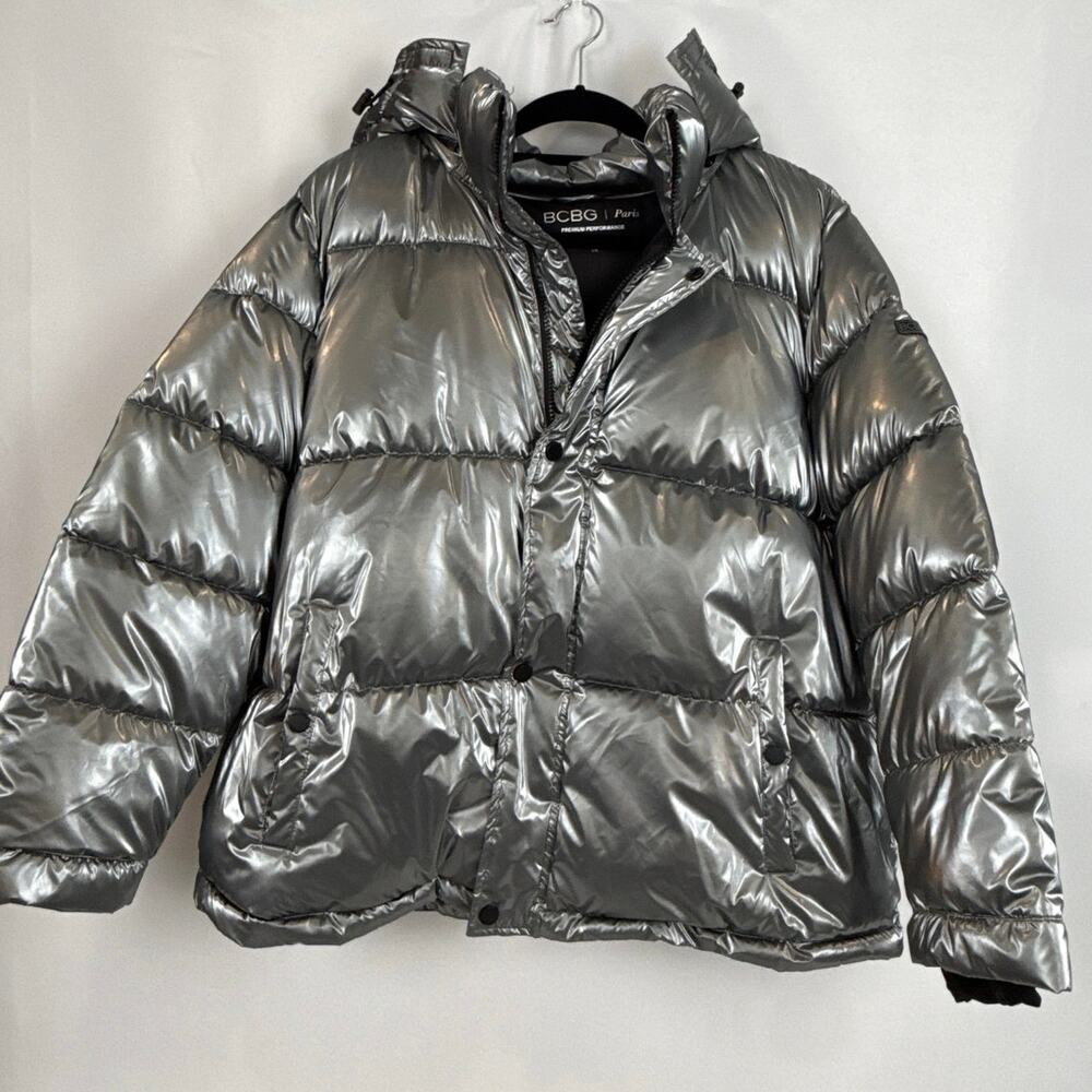 BCBG Paris Womens Metallic Puffer Jacket Size 1X Platinum Statement